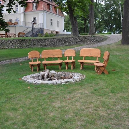 Rezydencja Marii Rybieniec Hotell Kiszkowo Eksteriør bilde